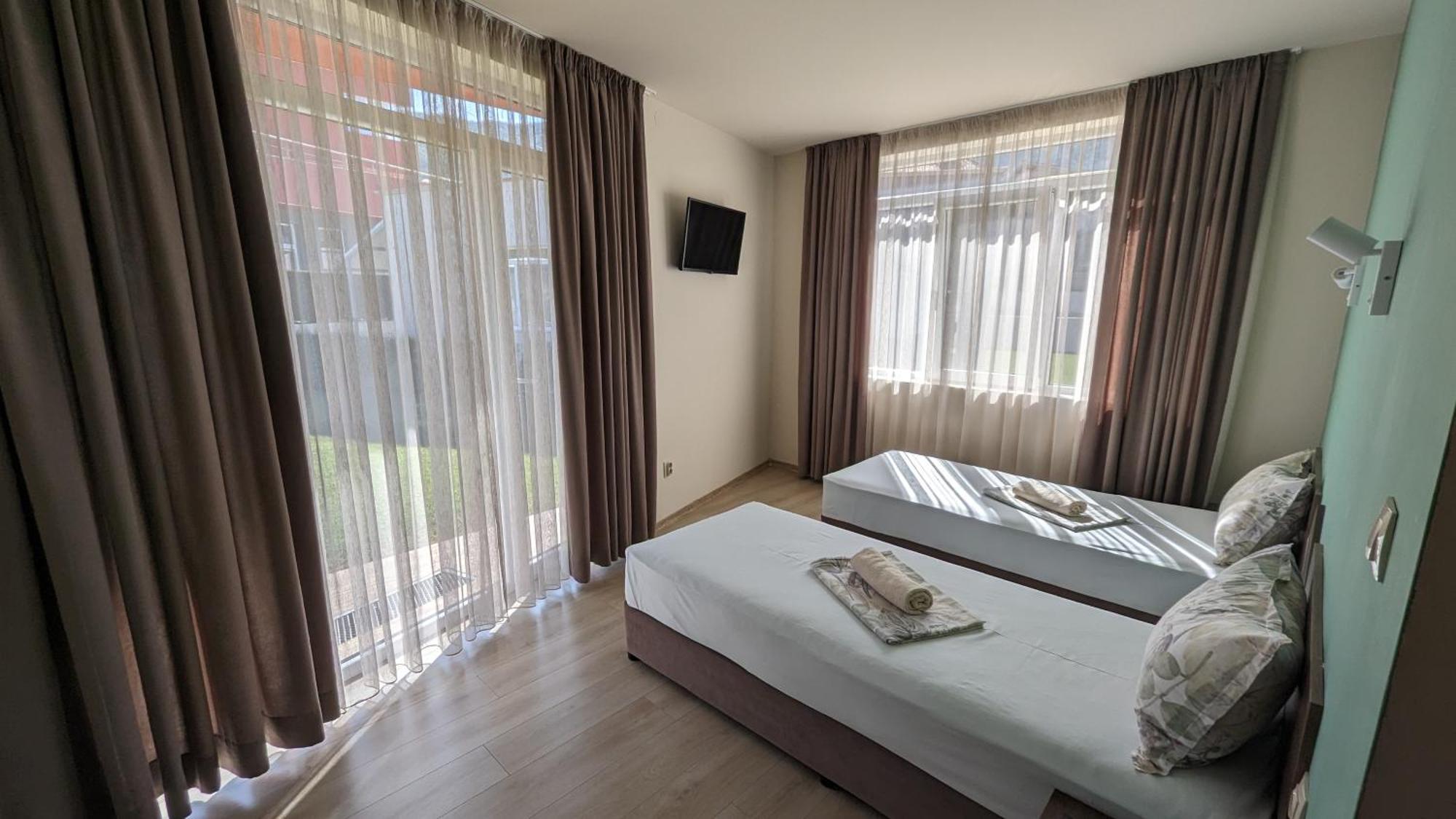 Villa Galiana Simitli Bagian luar foto
