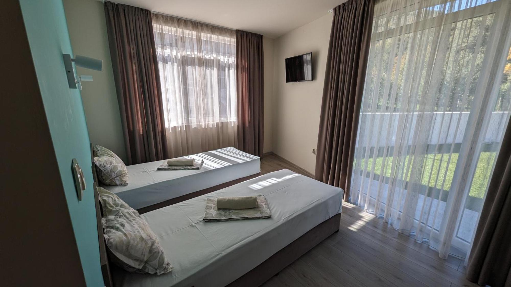 Villa Galiana Simitli Bagian luar foto