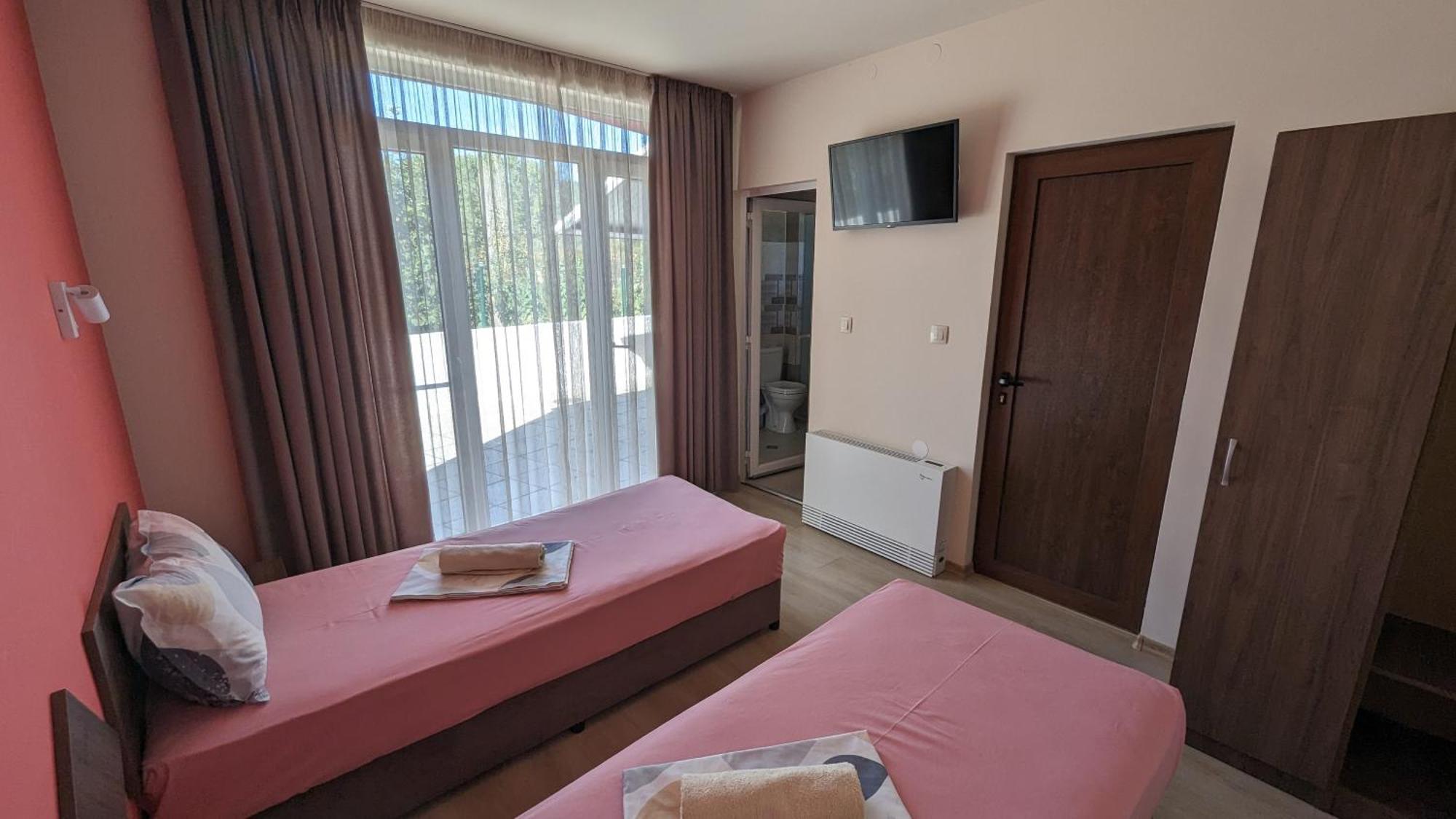 Villa Galiana Simitli Bagian luar foto